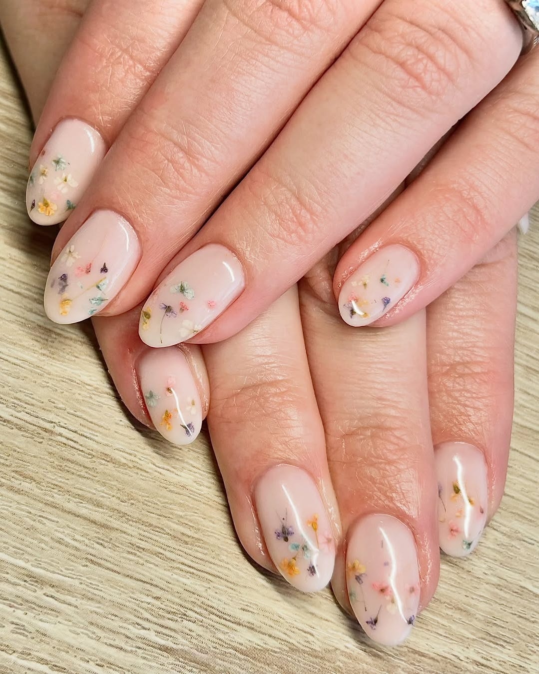 5 Fresh Takes On Flower Nails To Inspire Your Summer Manicure