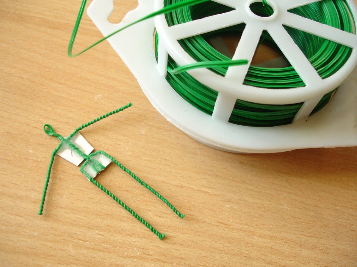 Modelling Small scale Figures Part 1 twisted Wire Armature 