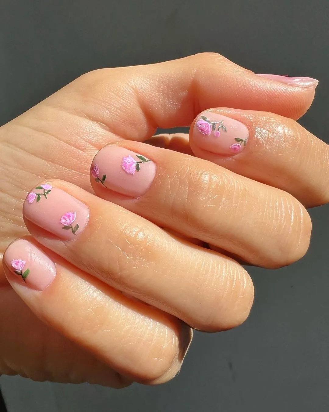 The 25 Best Flower Nail Designs Of 2024 Vogue